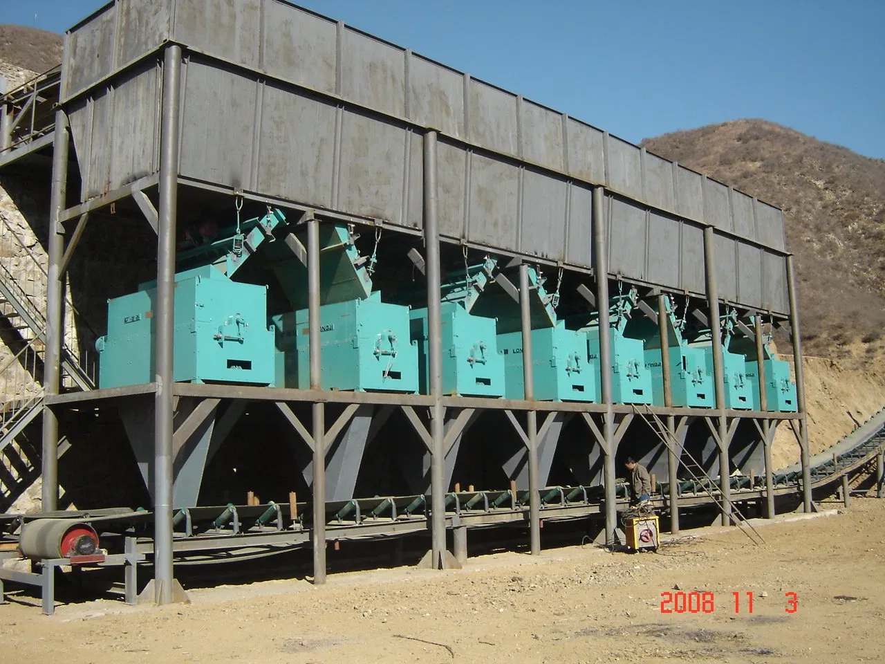 Separatore magnetico permanente a tamburo secco a bassa intensità